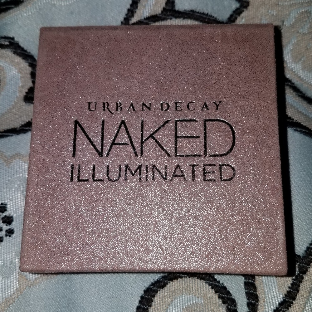 Urban Decay Naked Illuminated highlight